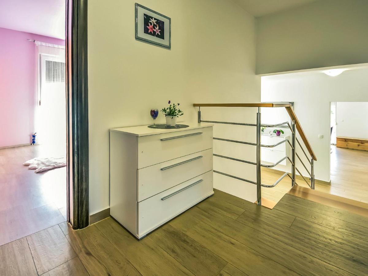 Holiday Home Anic By Interhome Smilcic Exterior photo